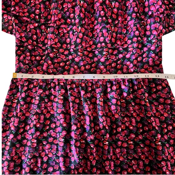 WAYF Daria Off Shoulder Ruffle Dress Berry Ditzy Large - Picture 12 of 16